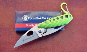 Брелковый нож Smith Wesson Hummingbird