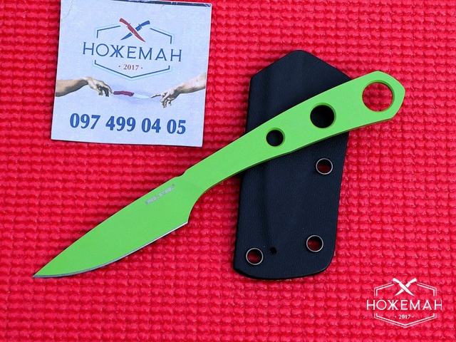 Neck knife RealSteel Marlin Zombie Green
