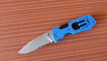 Нож Kershaw Select Fire blue serrated