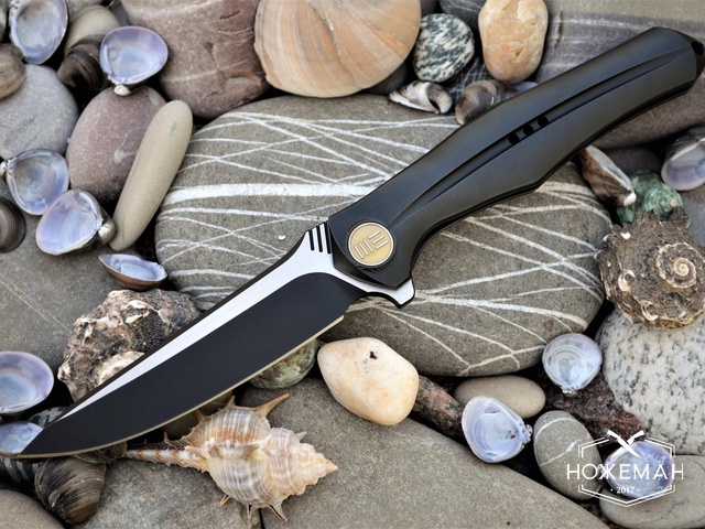 Нож We Knife 702D