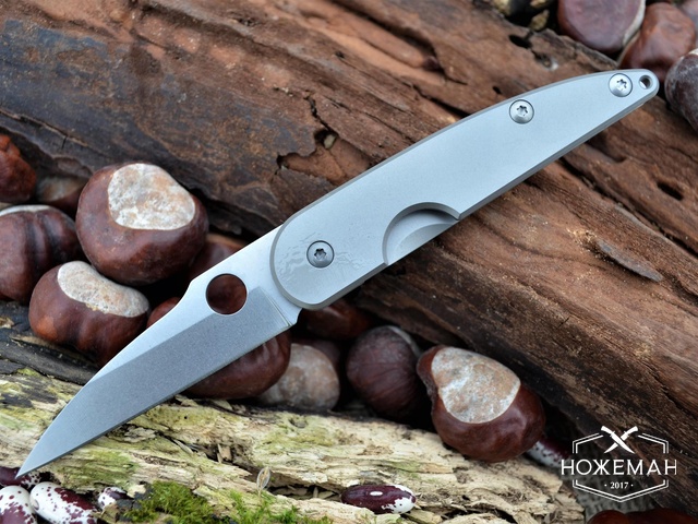 Перочинный нож из стали D2 Spyderco