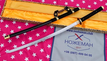 Японский самурайский меч